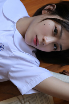 25岁女高中生相亲对象是问题儿童在线看
